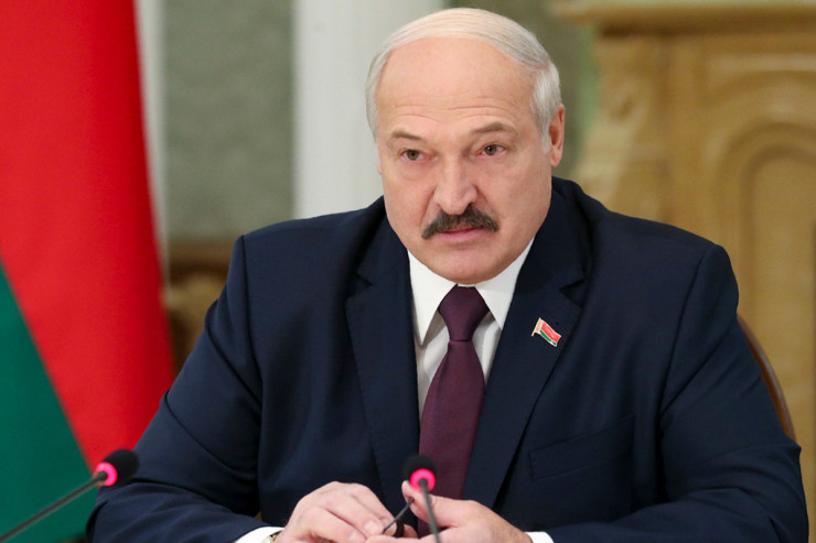 Lukaşenko: Paşinyan tələsib