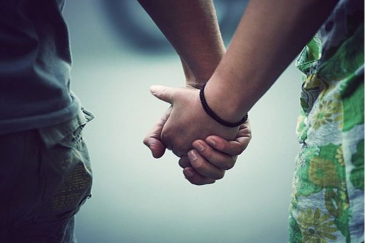 6 sevgilisi olan prodüser yeddincisini axtarır 