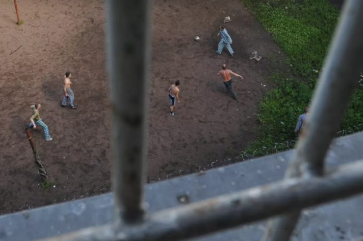 “Dəlixana”nın keçmiş tibb bacısı  ona aşiq olan   xəstələrdən DANIŞDI