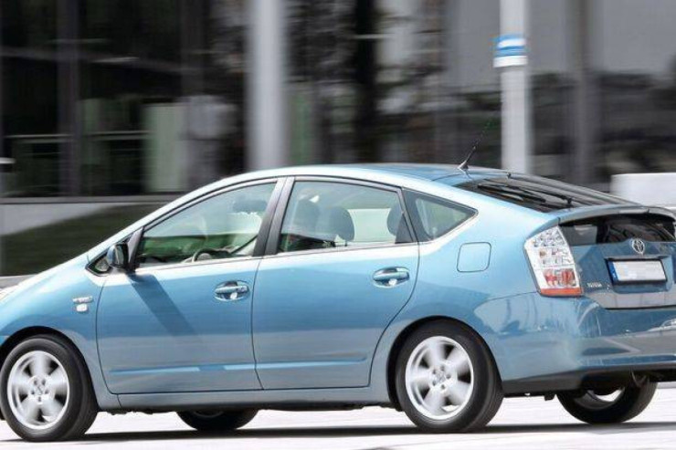 Xırdalanda "Prius"dan 4 kilodan çox   narkotik tapıldı