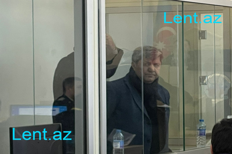 Əvəz Zeynallıya bəraət istənildi 