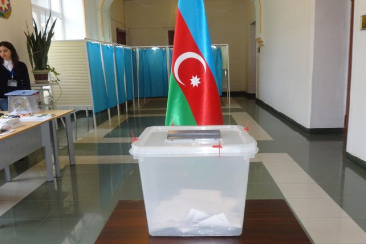 Pənah Hüseyn 5, Ümid 75, REAL 13, Ağ Partiya 73 namizədlə SEÇKİYƏ GEDİR 