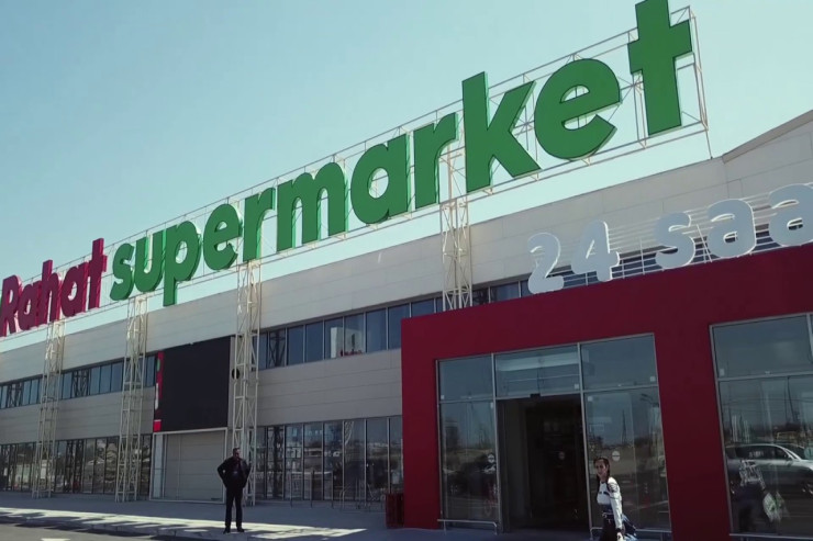 "Rahat market"dən araq oğurlayan şəxs  satıcıları bıçaqladı