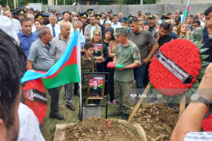 Dünən həlak olan hərbçimiz Zaqatalada dəfn edildi - FOTOLENT 