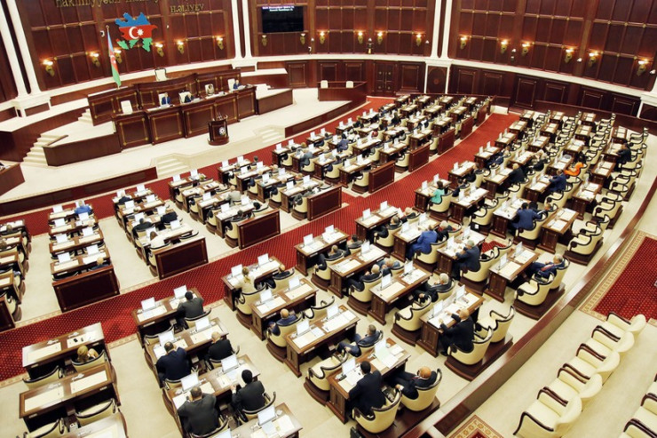 YAP-ın Milli Məclislə vidalaşan  17 deputatı - SİYAHI 