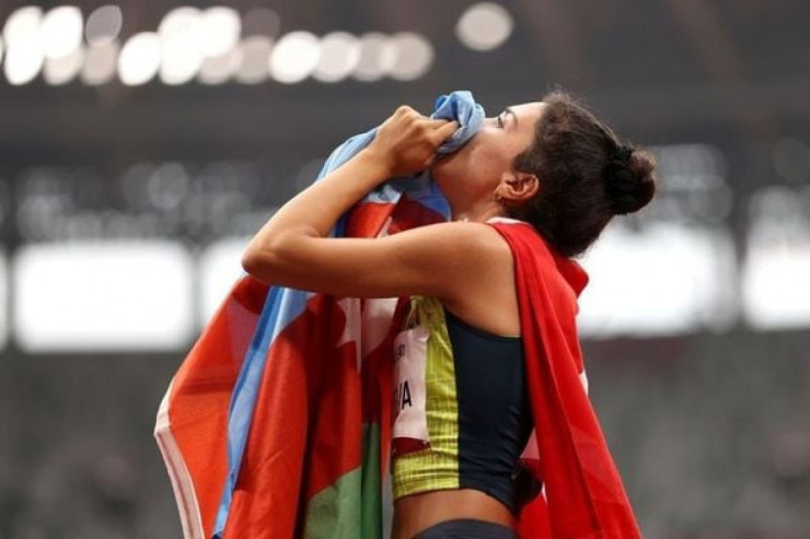 Paralimpiya çempionları üçün xüsusi təqaüd  veriləcək