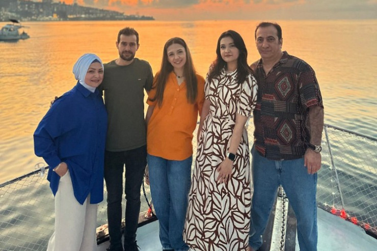 Xalq artisti  qızının ad gününü Türkiyədə qeyd elədi