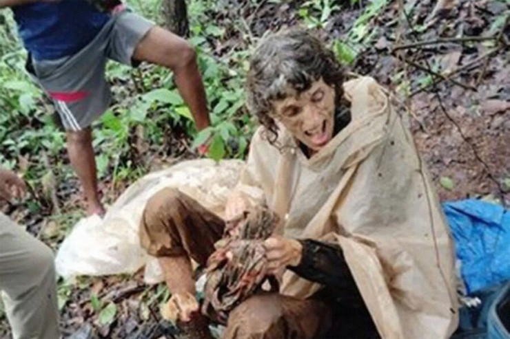 Ağaca bağlı halda 40 gün ac-susuz yaşadı 