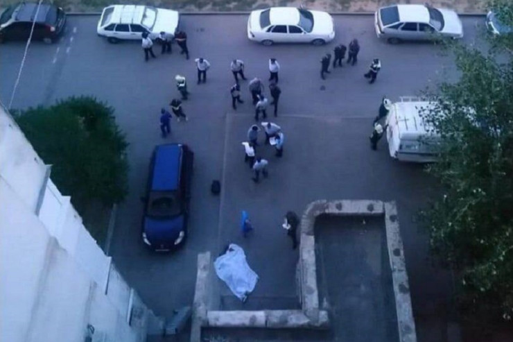 Bakıda anadan olan  erməni qadın   15 yaşlı oğlu ilə  intihar etdi 