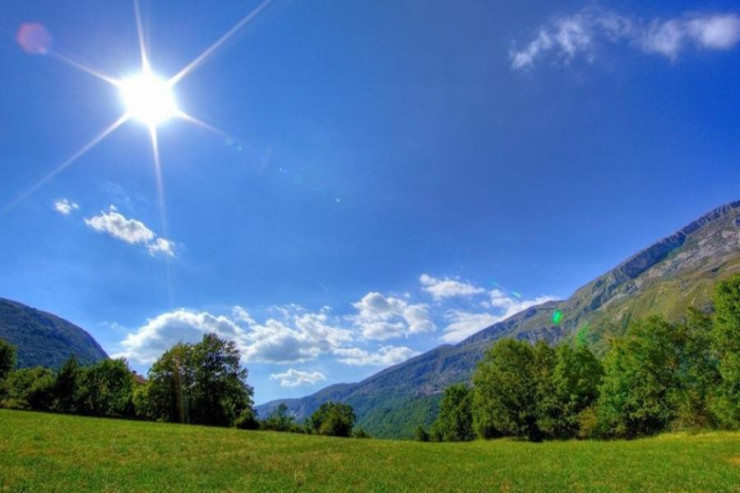 Azərbaycana yay bu tarixdə daxil olacaq 