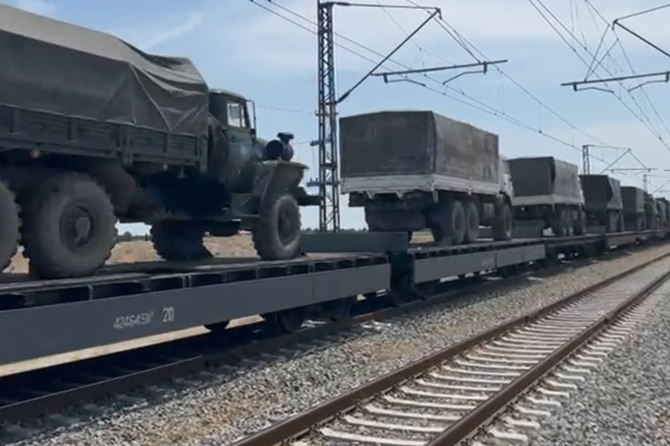 Qarabağdan çıxan sülhməramlıların texnikası yola salındı - VİDEO 