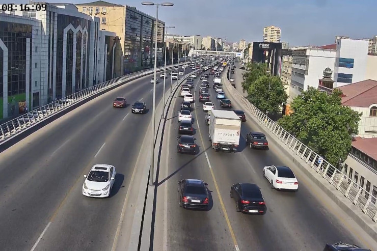 Bakıda bu yollarda sıxlıq var 