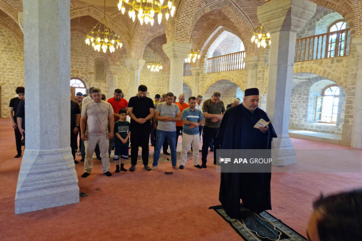 Şuşada bayram namazı qılınıb -FOTOLENT 