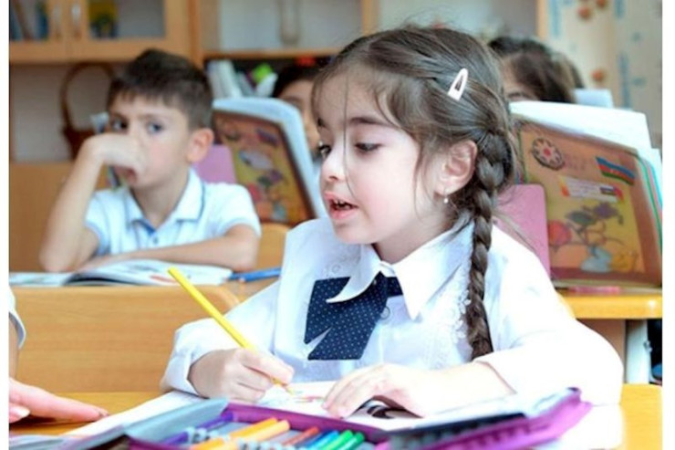 Azərbaycanda oxuyub yaza bilməyən  şagirdlərin SAYI 