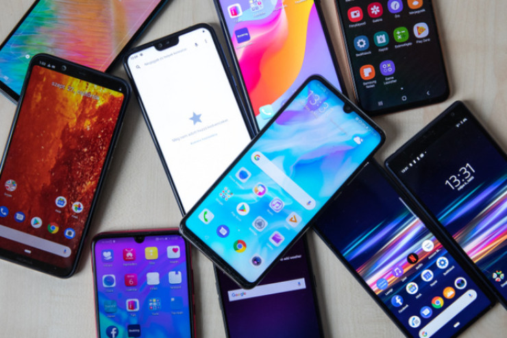 Avropada ən çox satılan  10 smartfon