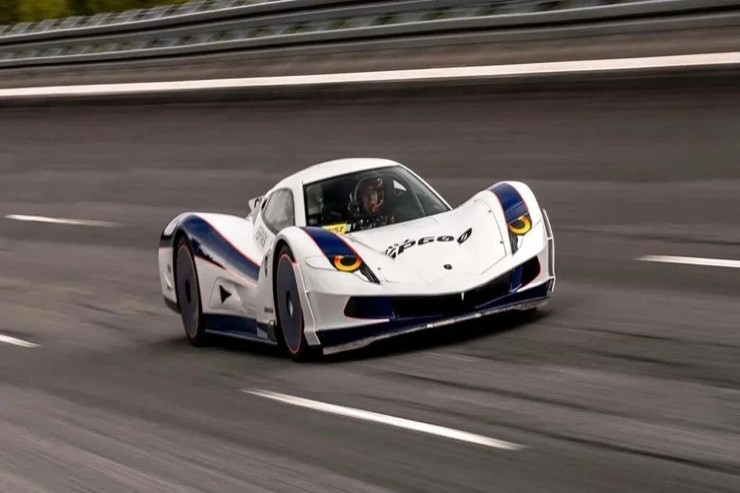 Elektrikli avtomobillər üçün sürət rekordu qırıldı: 438 km/saat 