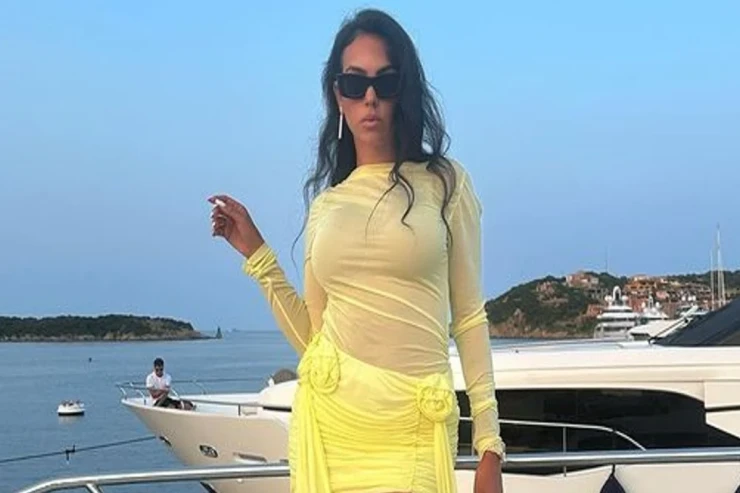 Corcina Rodriqezin fotoları gündəm oldu