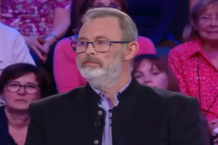 Polisin axtardığı serial qatil şou proqramına  qatıldı