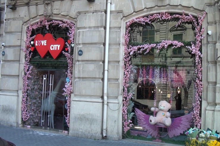 Bakının məşhur “Love City”si  bağlandı