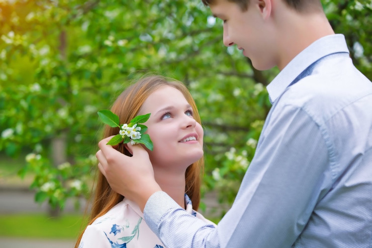 Bahar fəsli yeniyetmələrin görünüşünü necə dəyişir?  