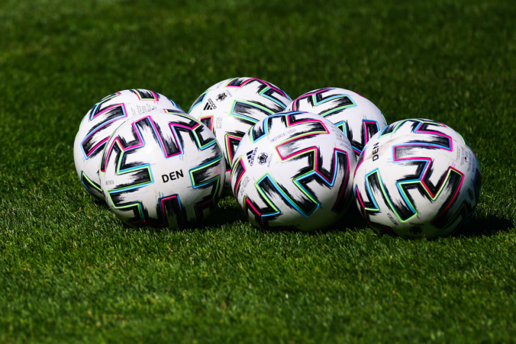 Terrora görə bütün futbol oyunları təxirə salındı 