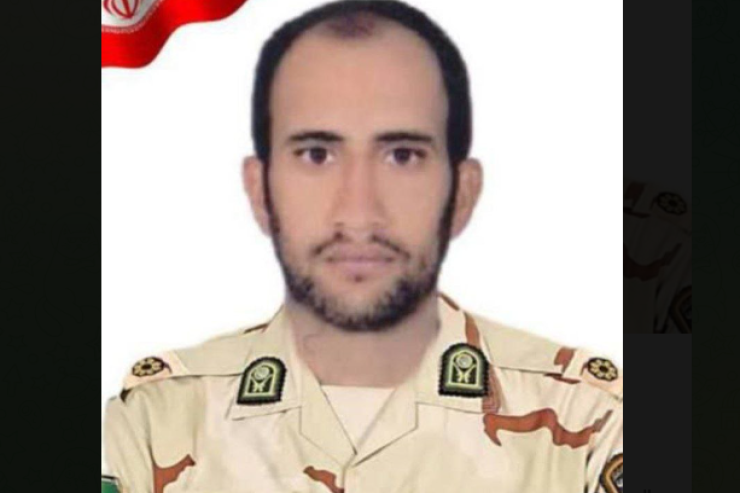 İranda daha bir polis öldürüldü   