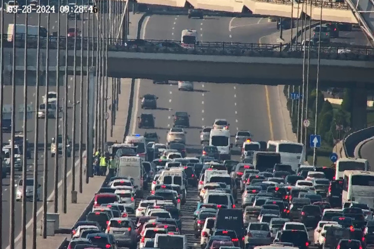 Bakı Olimpiya Stadionunun qarşısında QƏZA  
