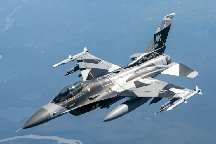 ABŞ-də F-16 qırıcısı  qəzaya uğradı