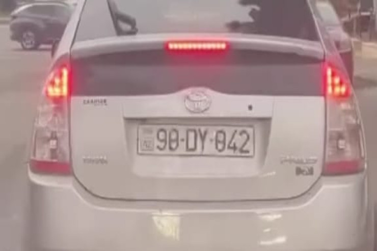 Narkotikin təsirində olan "Prius" sürücüsü həbs olundu