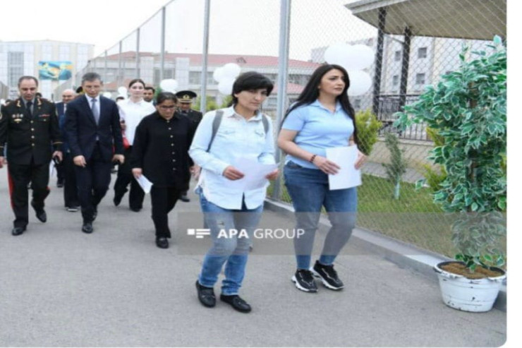 Əfv olunan qadınlar azadlığa buraxıldı