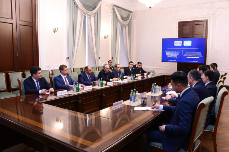 Qazaxıstanın Korrupsiyaya qarşı Mübarizə Agentliyinin sədri Azərbaycana gəlib