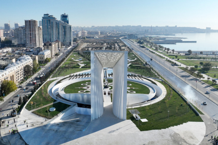 İlham Əliyev Zəfər parkının açılışında xalqa müraciət etdi - YENİLƏNİB 