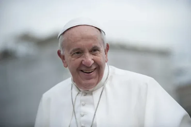 Papa Fransiskin səhhəti yaxşılaşır  