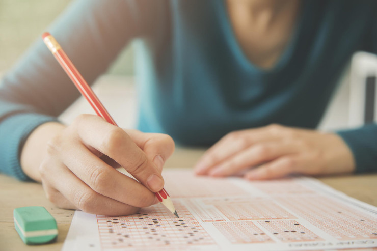 Bu gün dövlət qulluğu ilə bağlı  test imtahanları keçiriləcək