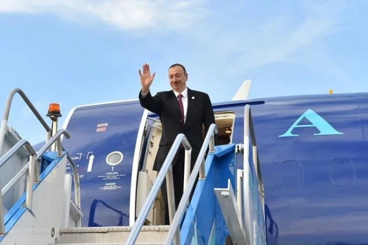 İlham Əliyev Türkiyəyə getdi