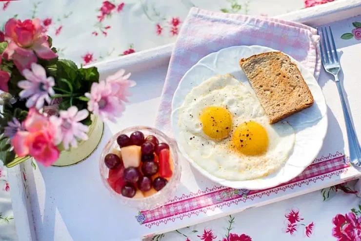 Niyə yumurta ilə  qəhvə yaxud çay içmək olmaz?