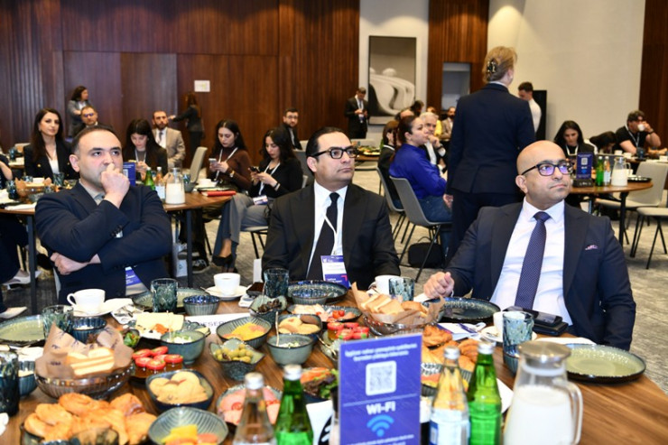 “Caspian Agro” və “InterFood Azerbaijan” sərgilərinə həsr olunmuş işgüzar səhər yeməyi keçirilmişdir
