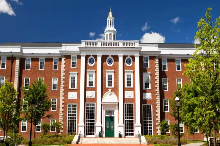 Trampdan Harvard Universitetinə zərbə - 2,7 milyon dollarlıq qrantı ləğv edildi 