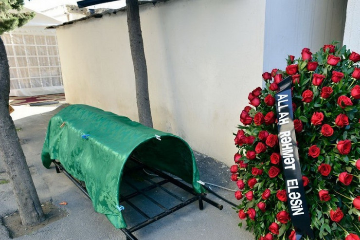 Tanınmış jurnalist vəfat etdi 