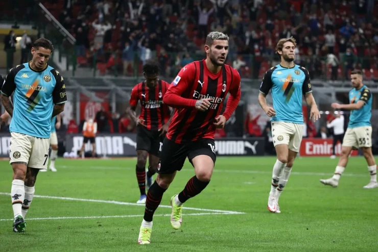 "Milan" qalib gəldi , "İnter" uduzdu 