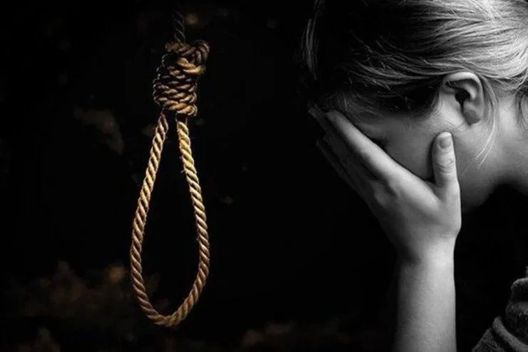 Lənkəranda 3 uşaq anası  özünü asdı - YENİLƏNİB 
