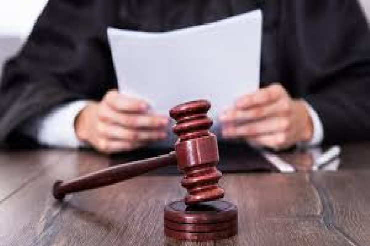 Jurnalistə qarşı dələduzluqla bağlı məhkəmədən QƏRAR