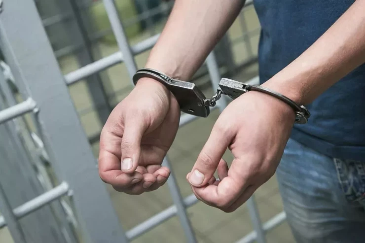 Bakıda köşklərdən oğurluq edənlər  saxlanıldı