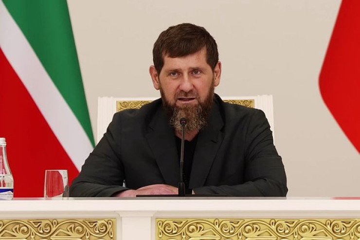 Ramzan Kadırov düşmənlərinə SƏSLƏNDİ: “Mən sağlamam”