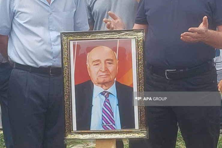 Yazıçı Vidadi Babanlı Qazaxda dəfn olundu -FOTOLENT 