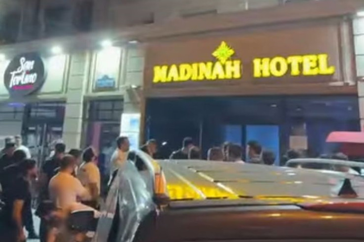 Bakıda şəhid məzarına hörmətsizlik edən ƏRƏBLƏR saxlanıldı - VİDEO