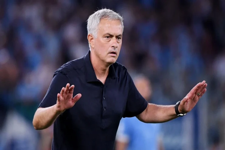 Mourinyo onun dahi məşqçi olmasına kömək edən futbolçunun adını çəkdi