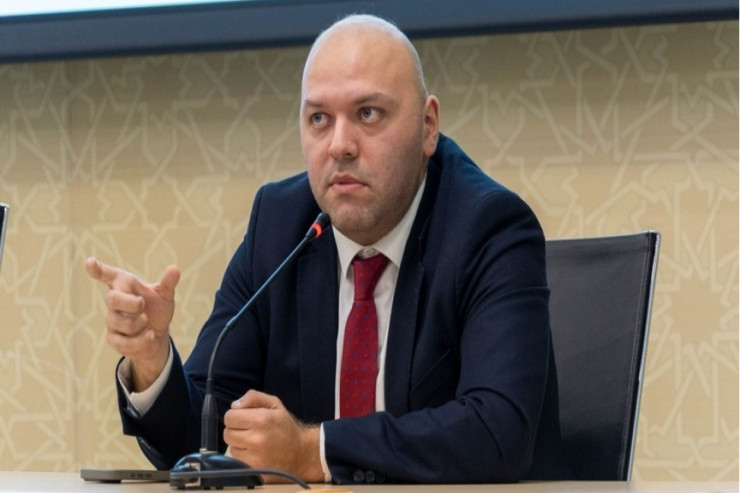 "Xəbər səhifələrinin əsassız bağlanması jurnalistlər üçün ciddi təhlükədir" - Hacıbəy Heydərli