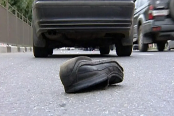 Bakı-Quba yolunda avtomobil piyadanı vurdu 