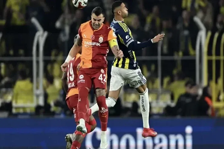 İstanbul derbisində heç-heçə 